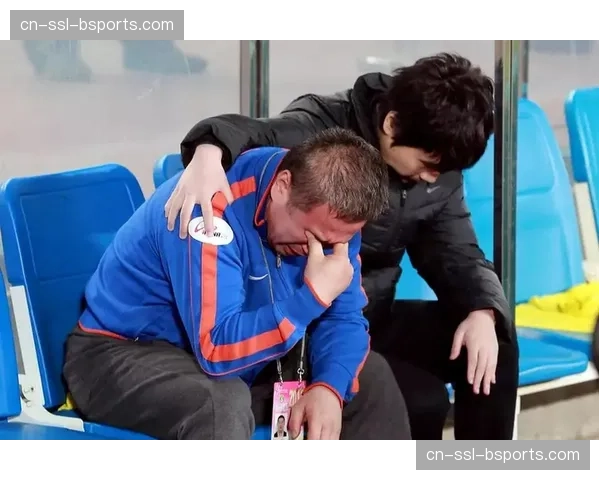 青岛海牛赛季首胜后三连败 防守端失9球暴露体系漏洞